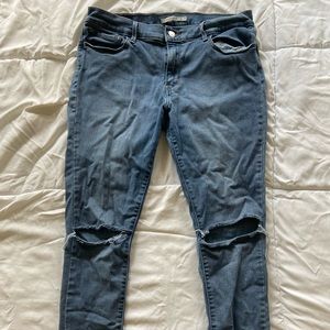 Levi skinny jeans